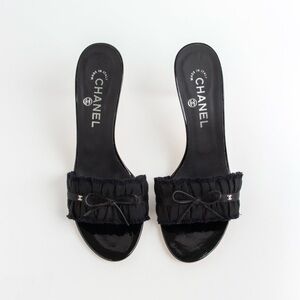 SOLD— Chanel Black CC Ruffle Bow Heels